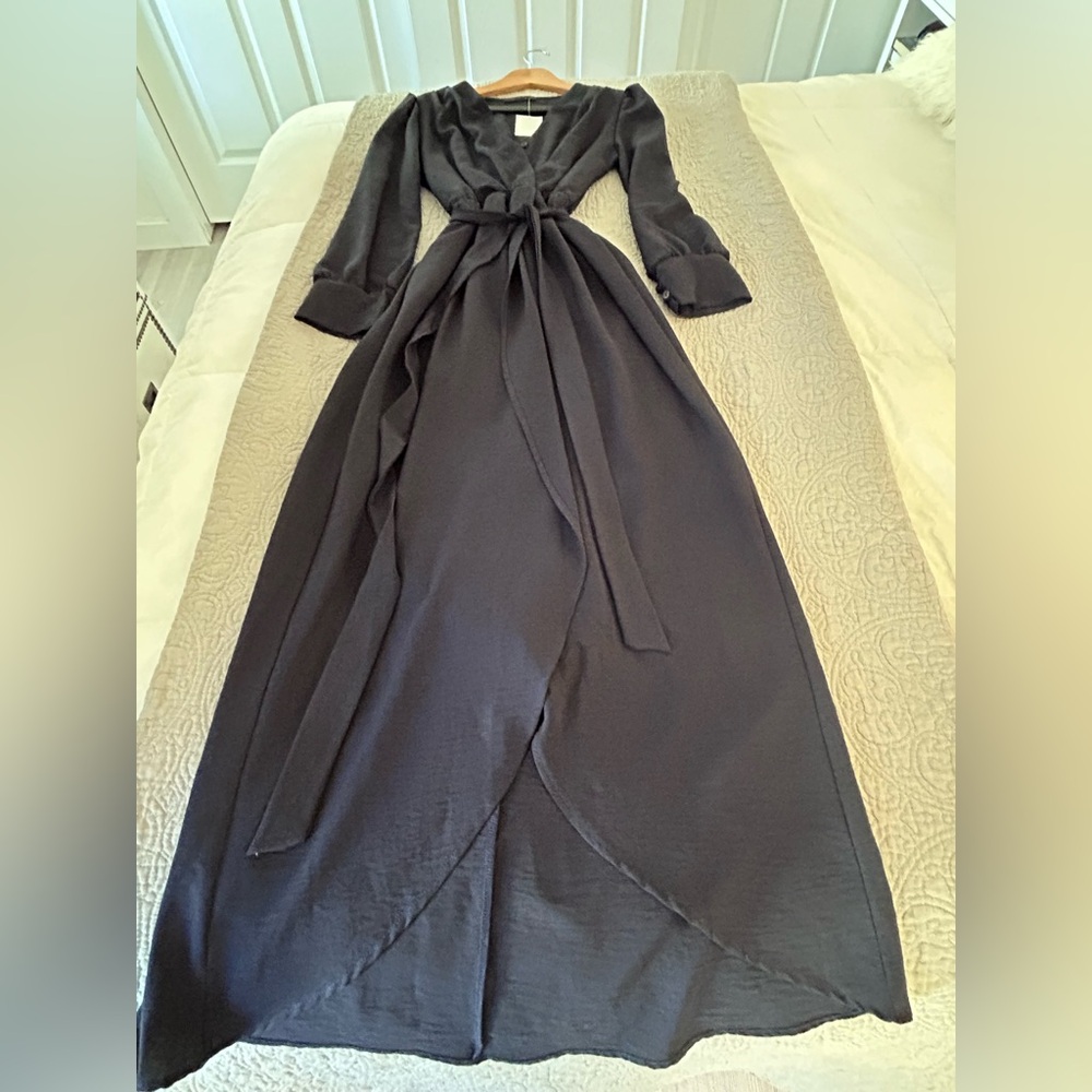 New Navy Long Sleeve Maxi Dress